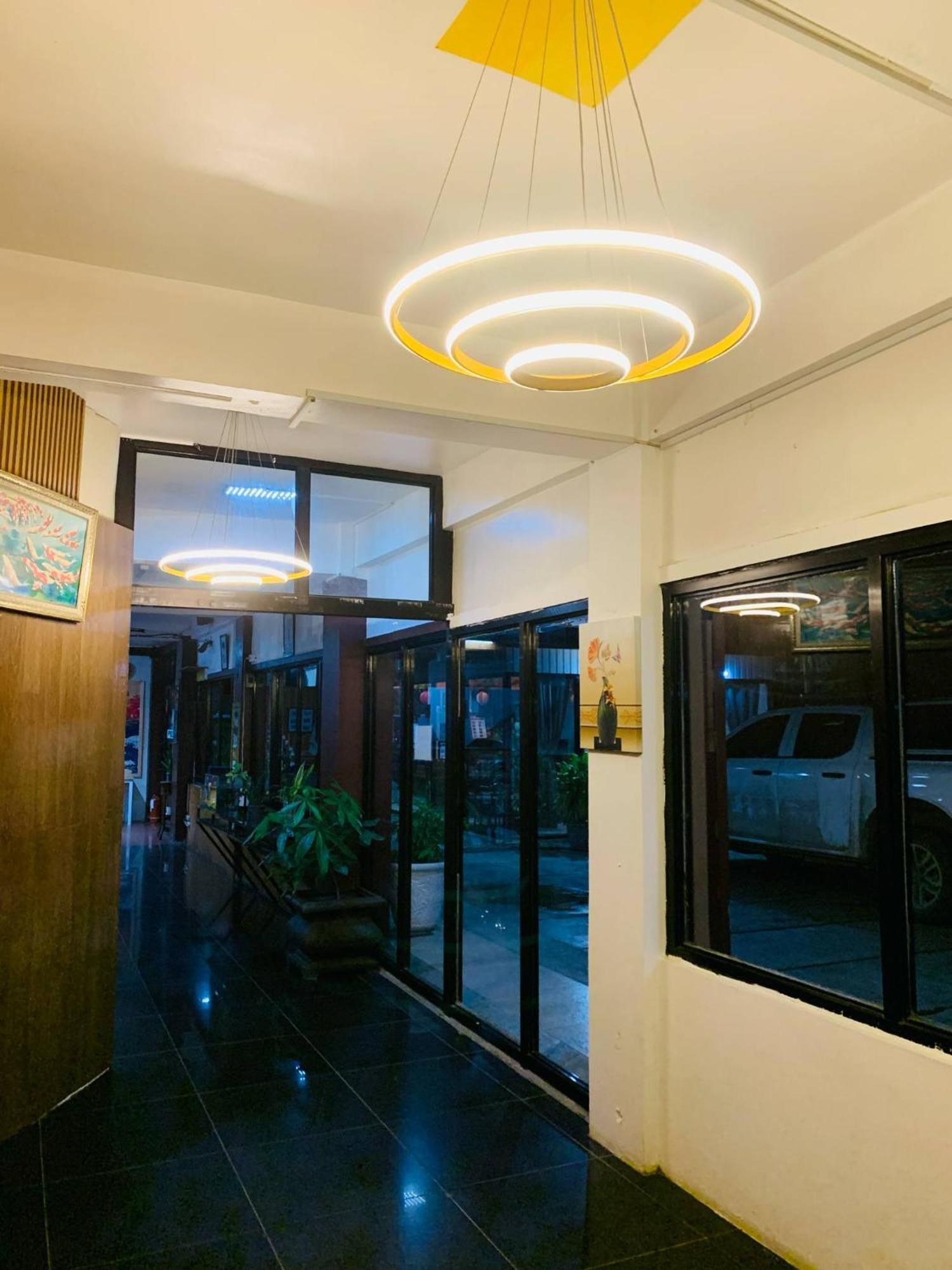 Axis Pension Hotel Lapu-Lapu City Exterior photo